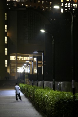 香港科技大學校園內的LED路燈 LED -- LED lighting pilot project at Hong Kong's Science and Technology University...jre/Photo by Jiri Rezac..&copy; Jiri Rezac 2010  Copyright:&copy; Jiri Rezac 2010 