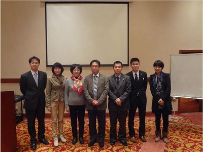 SGS、BOKEN與廣東鞋業(yè)廠商會領(lǐng)導(dǎo)合影